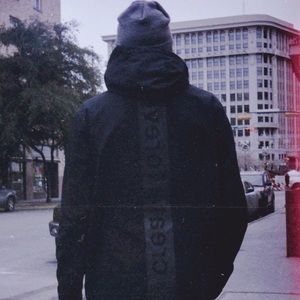 Meet your Posher, Christopher